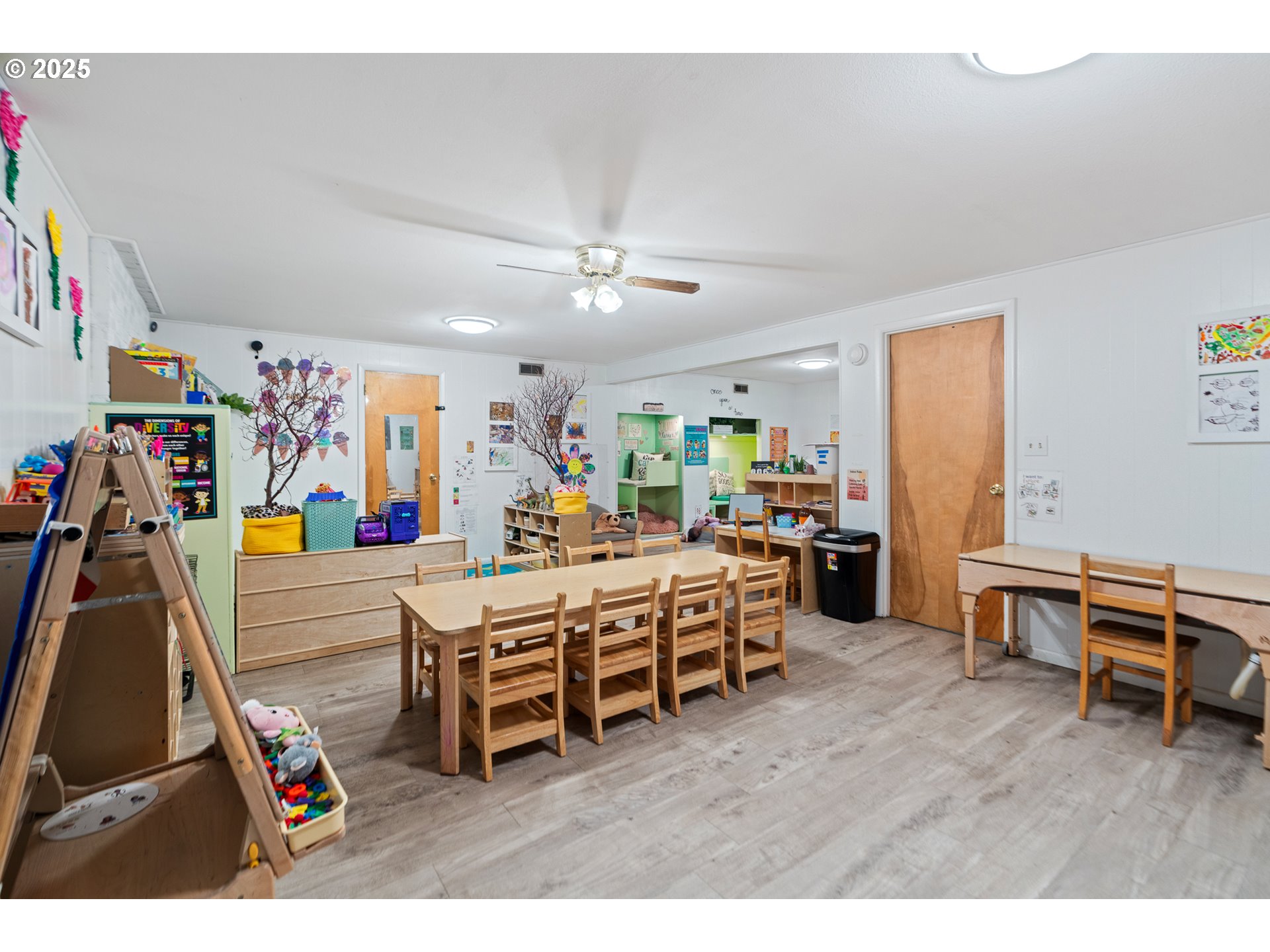 14124 Southeast Mill Street Portland, OR 97233 - Photo 19 of 48