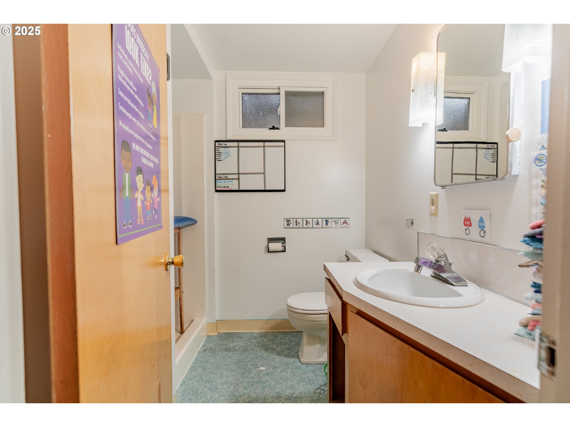 14124 Southeast Mill Street Portland, OR 97233 - Photo 24 of 48