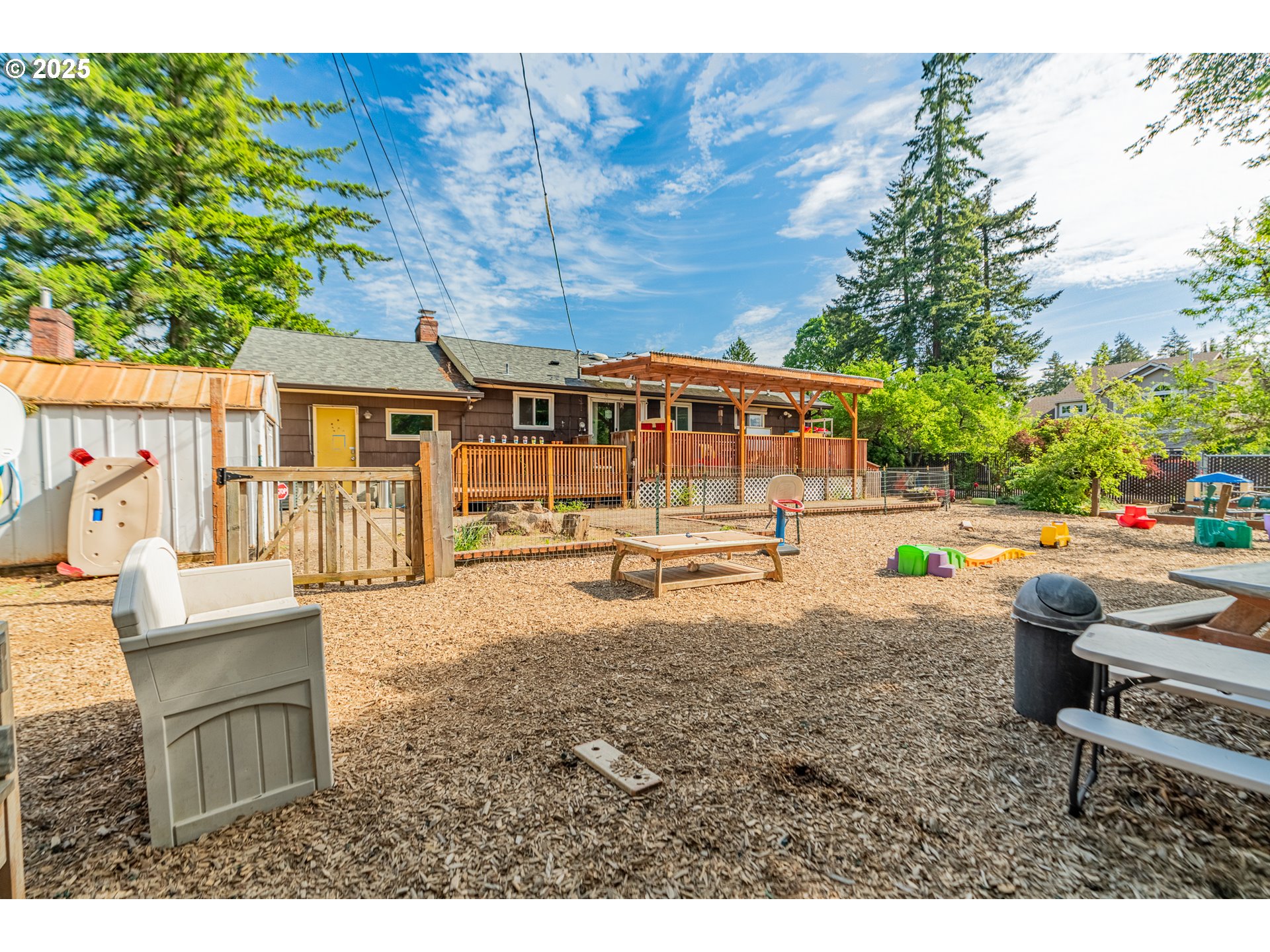 14124 Southeast Mill Street Portland, OR 97233 - Photo 35 of 48