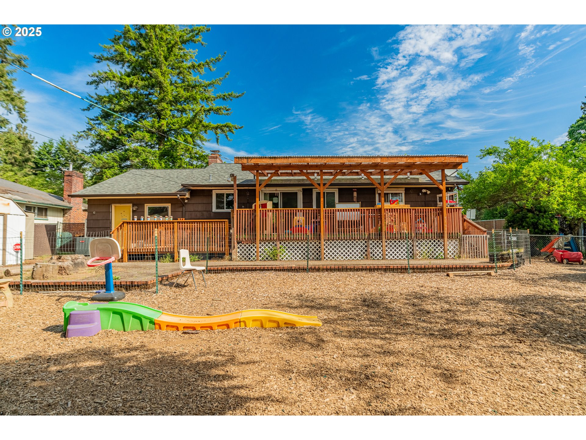 14124 Southeast Mill Street Portland, OR 97233 - Photo 36 of 48