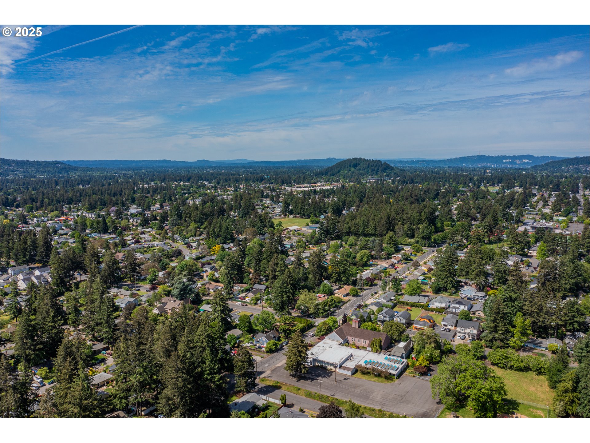 14124 Southeast Mill Street Portland, OR 97233 - Photo 46 of 48
