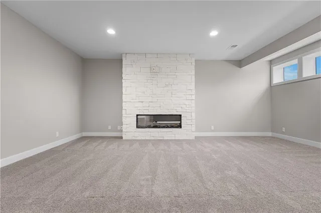 $714,990 | 1613 Southwest Arbor Park Drive, Lee's Summit, MO 64082