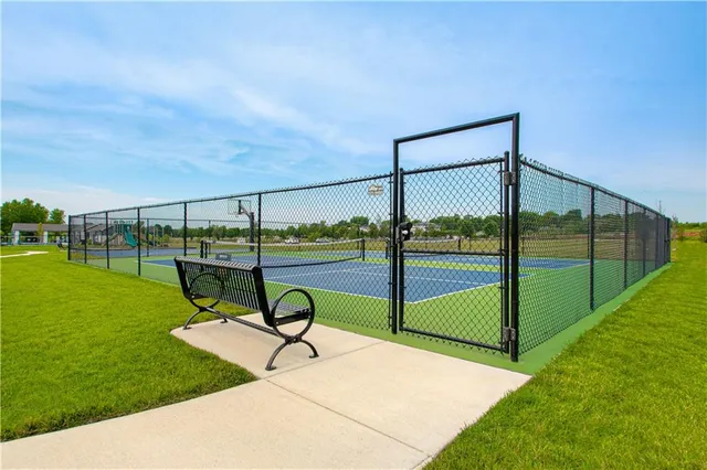 $714,990 | 1613 Southwest Arbor Park Drive, Lee's Summit, MO 64082