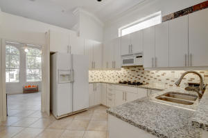 4278 Northwest 60th Drive Boca Raton, FL 33496 - Photo 4 of 6 Kitchen - 1