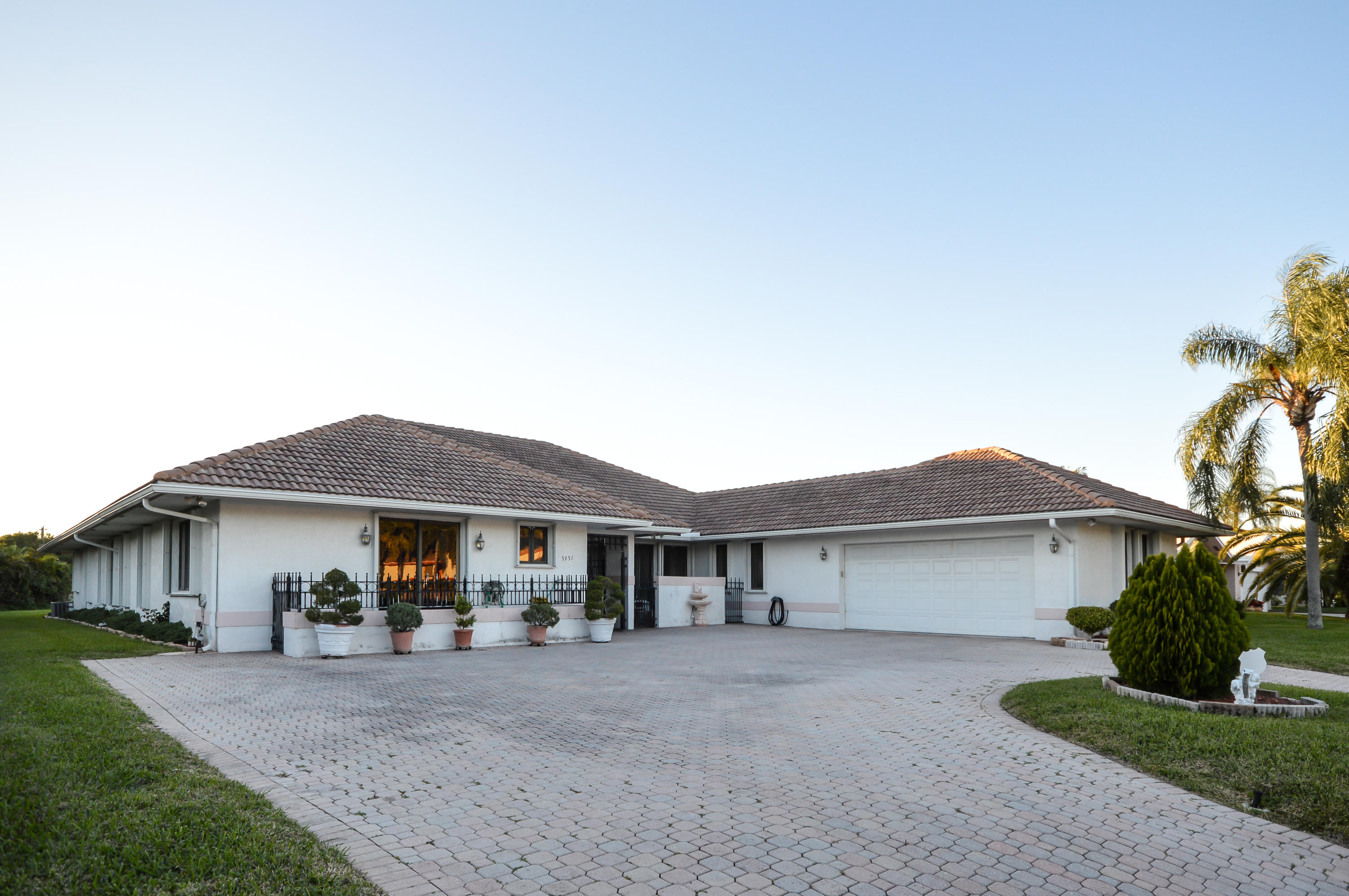 5951 Northwest 4th Avenue Boca Raton, FL 33487 - Photo 5 of 17 VHT-RX-10105600_0.jpg