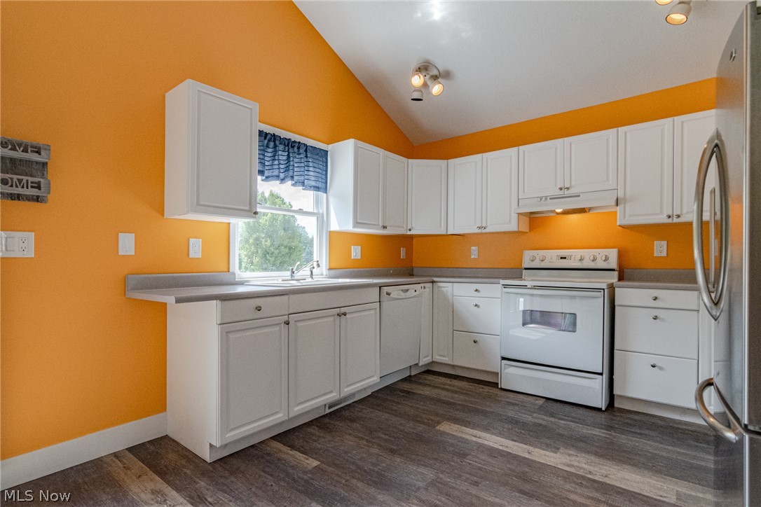 2512 Pickle Road Akron, OH 44312 - Photo 6 of 35