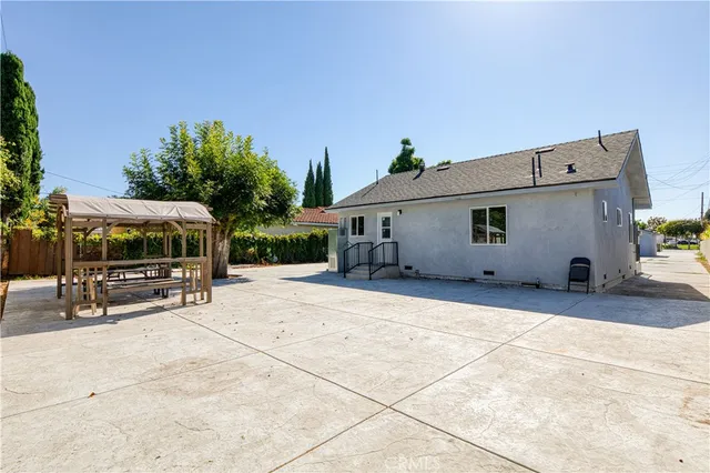 $2,588,000 | 14376 Euclid Street, Unit 14, Santa Ana, CA 92703