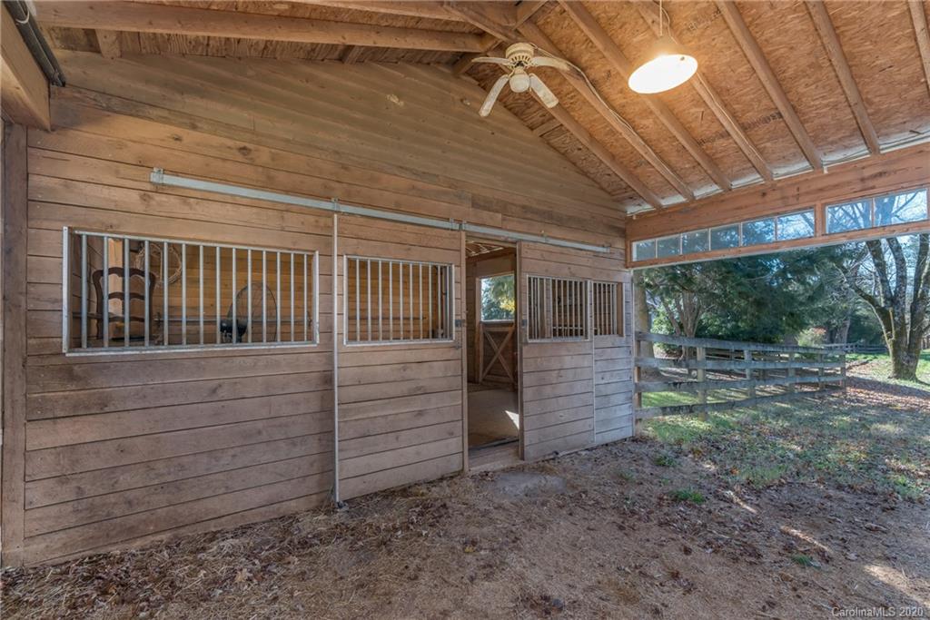 5975 Hunting Country Road Tryon, NC 28782 - Photo 19 of 47 a view of small space