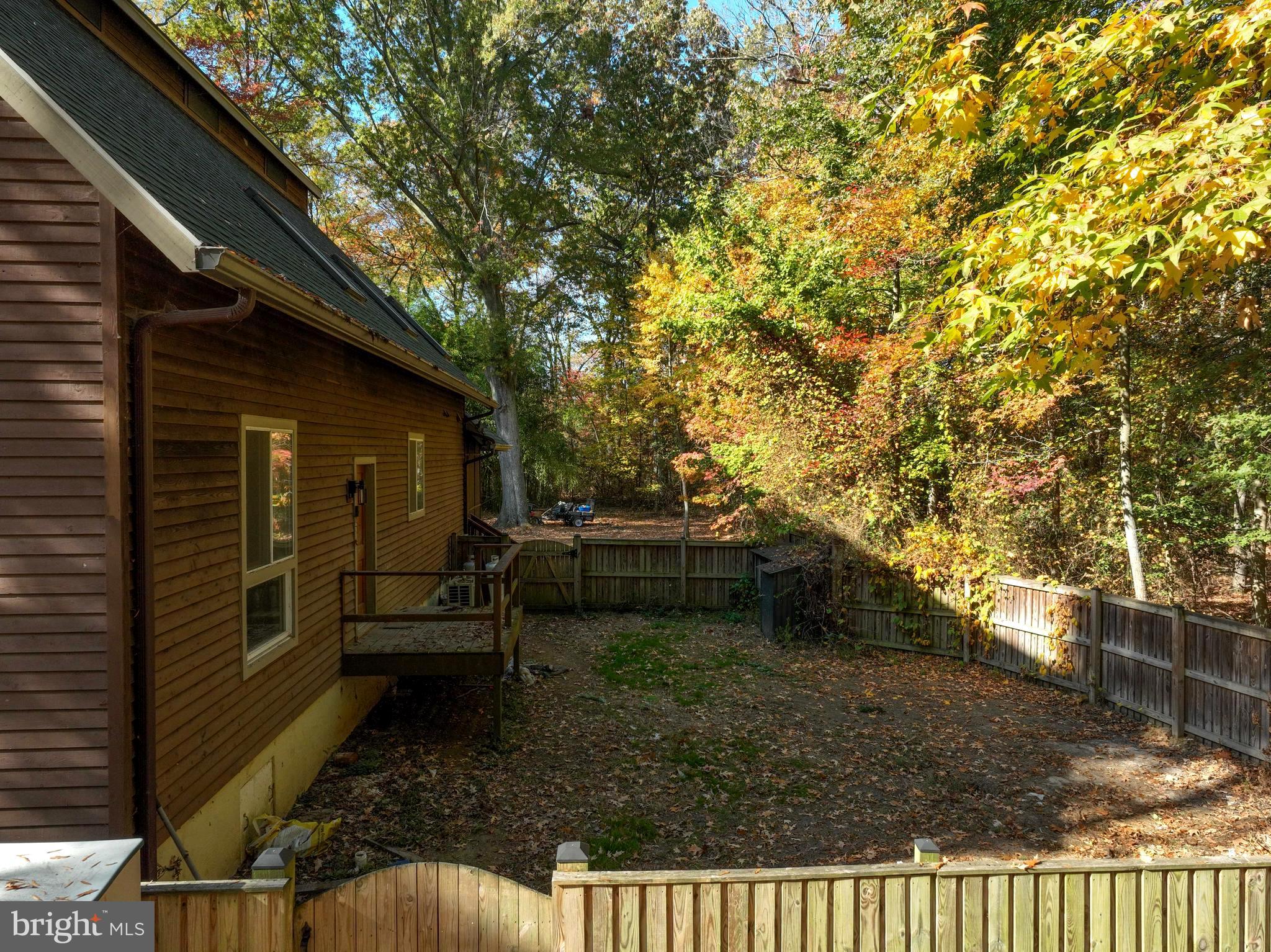 4921 Idlewilde Road Shady Side, MD 20764 - Photo 33 of 58 Enclosed Area for Pets & Play!