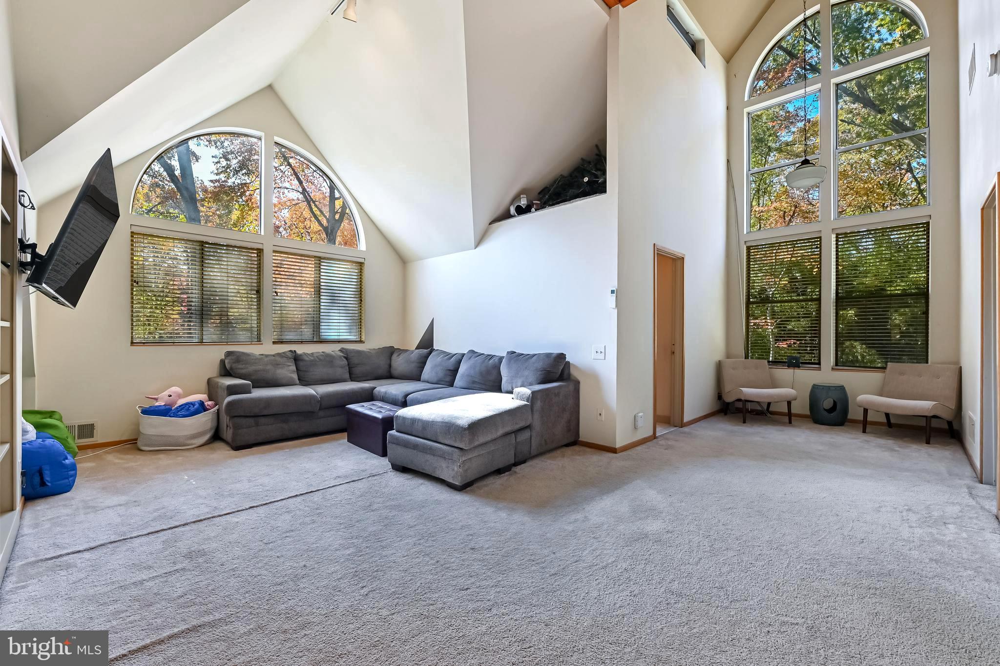 4921 Idlewilde Road Shady Side, MD 20764 - Photo 8 of 58 Soaring Upper Level with Great Room and 5 BR/1 BA