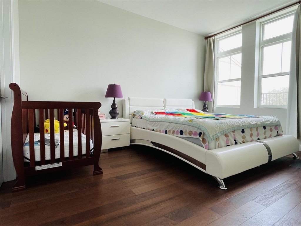 170 West Broadway, Unit 405 Boston, MA 02127 - Photo 4 of 6