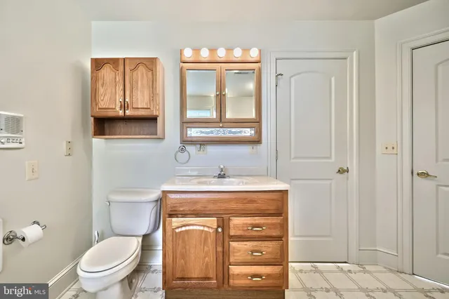 $969,000 | 61 West McKinley Road, Delta, PA 17314