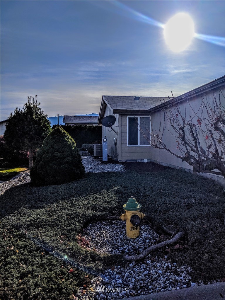 1637 Meadow Ridge Drive, Unit 23 Wenatchee, WA 98801 - Photo 16 of 18 Gallery Image 16