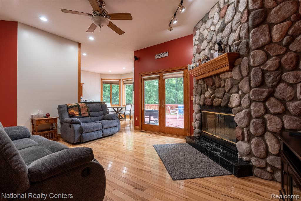 5315 Remer Road East China, MI 48054 - Photo 3 of 47