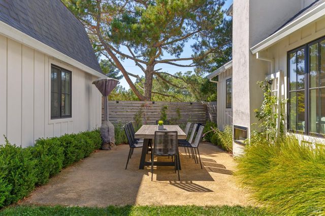 $2,679,000 | 137 Granada Drive, Corte Madera, CA 94925