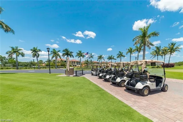 $4,500 | 1252 Rialto Way, Unit 202, Naples, FL 34114