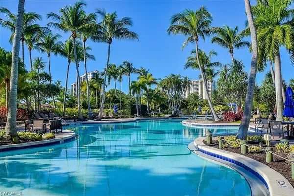 $4,500 | 1252 Rialto Way, Unit 202, Naples, FL 34114