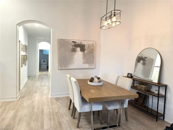 $4,500 | 1252 Rialto Way, Unit 202, Naples, FL 34114