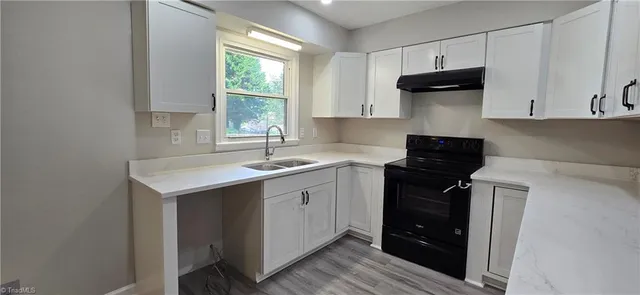 $285,000 | 1746 Stoneybrook Drive, High Point, NC 27265