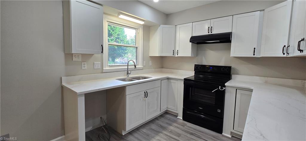 1746 Stoneybrook Drive High Point, NC 27265 - Photo 16 of 45