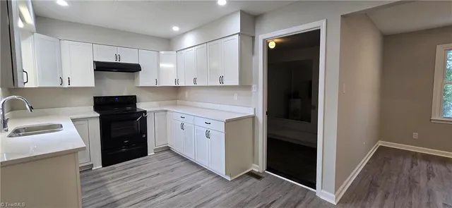 $285,000 | 1746 Stoneybrook Drive, High Point, NC 27265