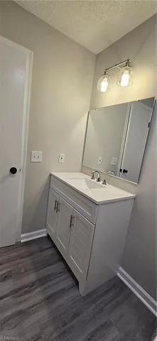 $285,000 | 1746 Stoneybrook Drive, High Point, NC 27265