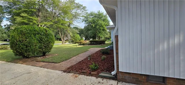 $285,000 | 1746 Stoneybrook Drive, High Point, NC 27265