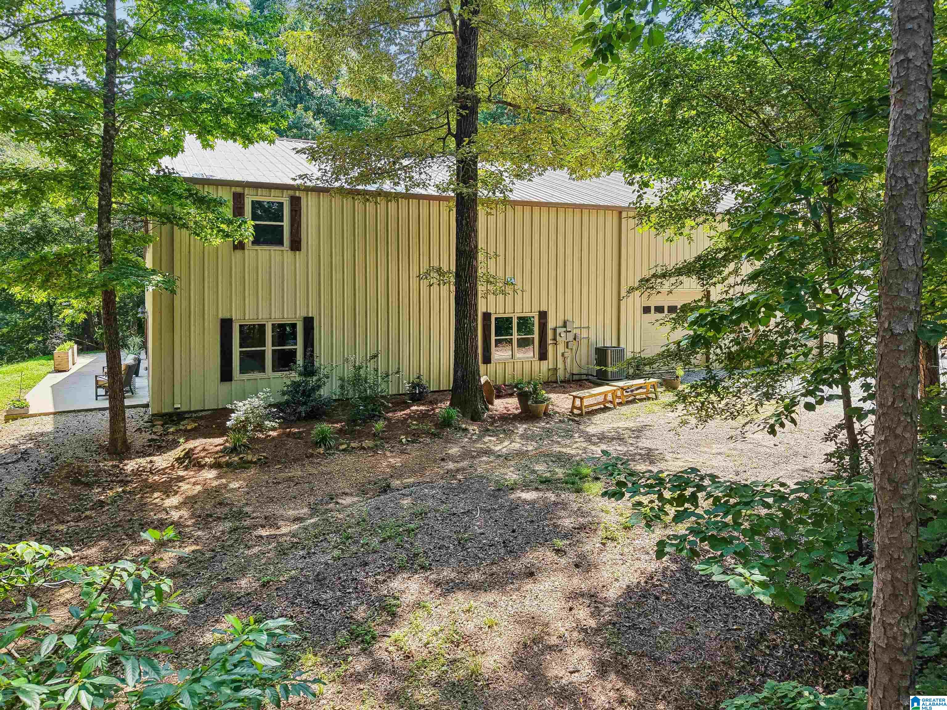 1961 Mountain View Road Birmingham, AL 35210 - Photo 13 of 49