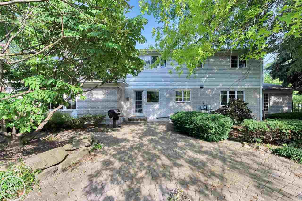 747 Ballantyne Road Grosse Pointe Shores, MI 48236 - Photo 37 of 46