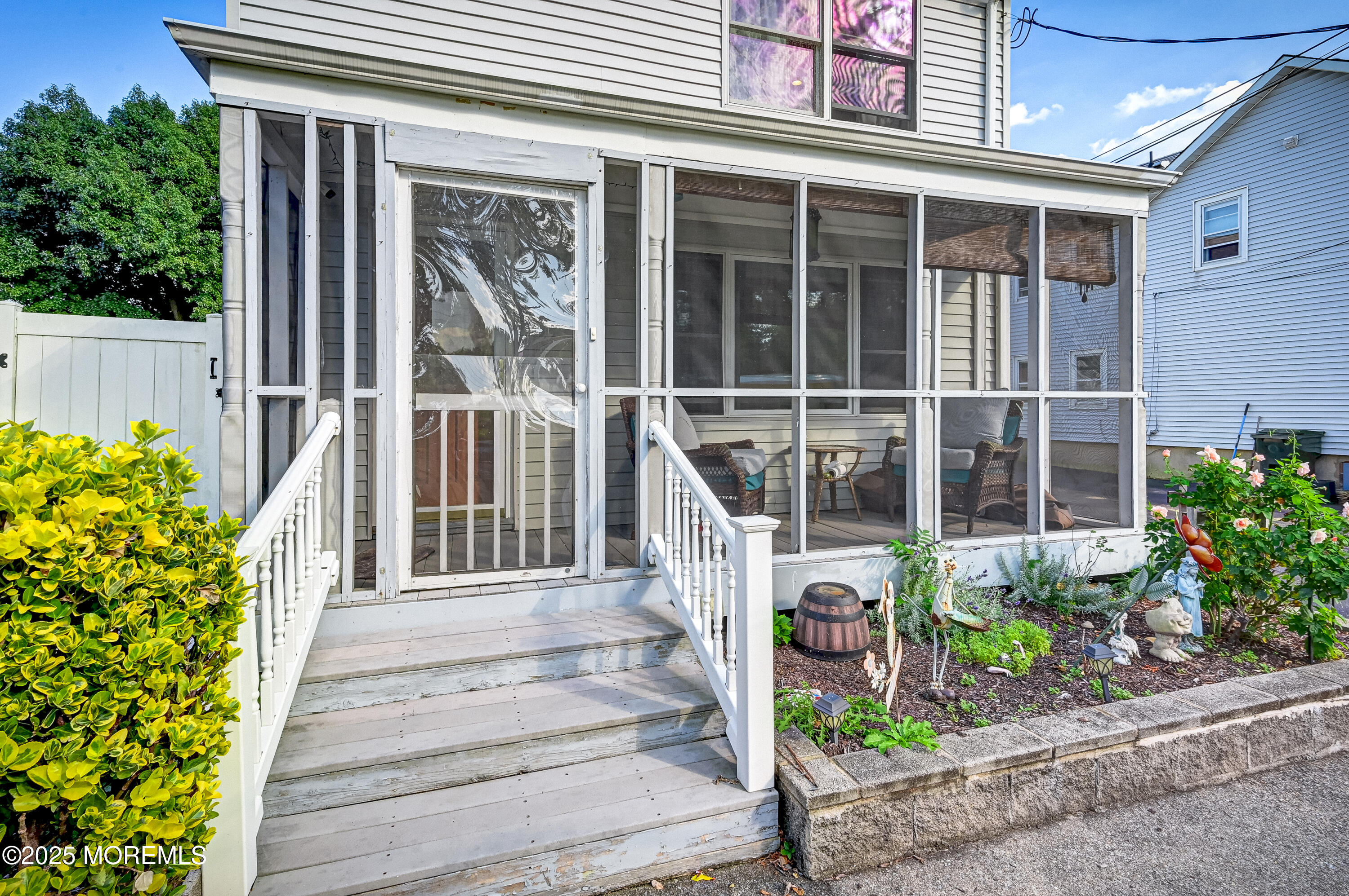 557 Lloyd Road, Unit B Hazlet, NJ 07730 - Photo 32 of 36 557B_lloyd_road_004