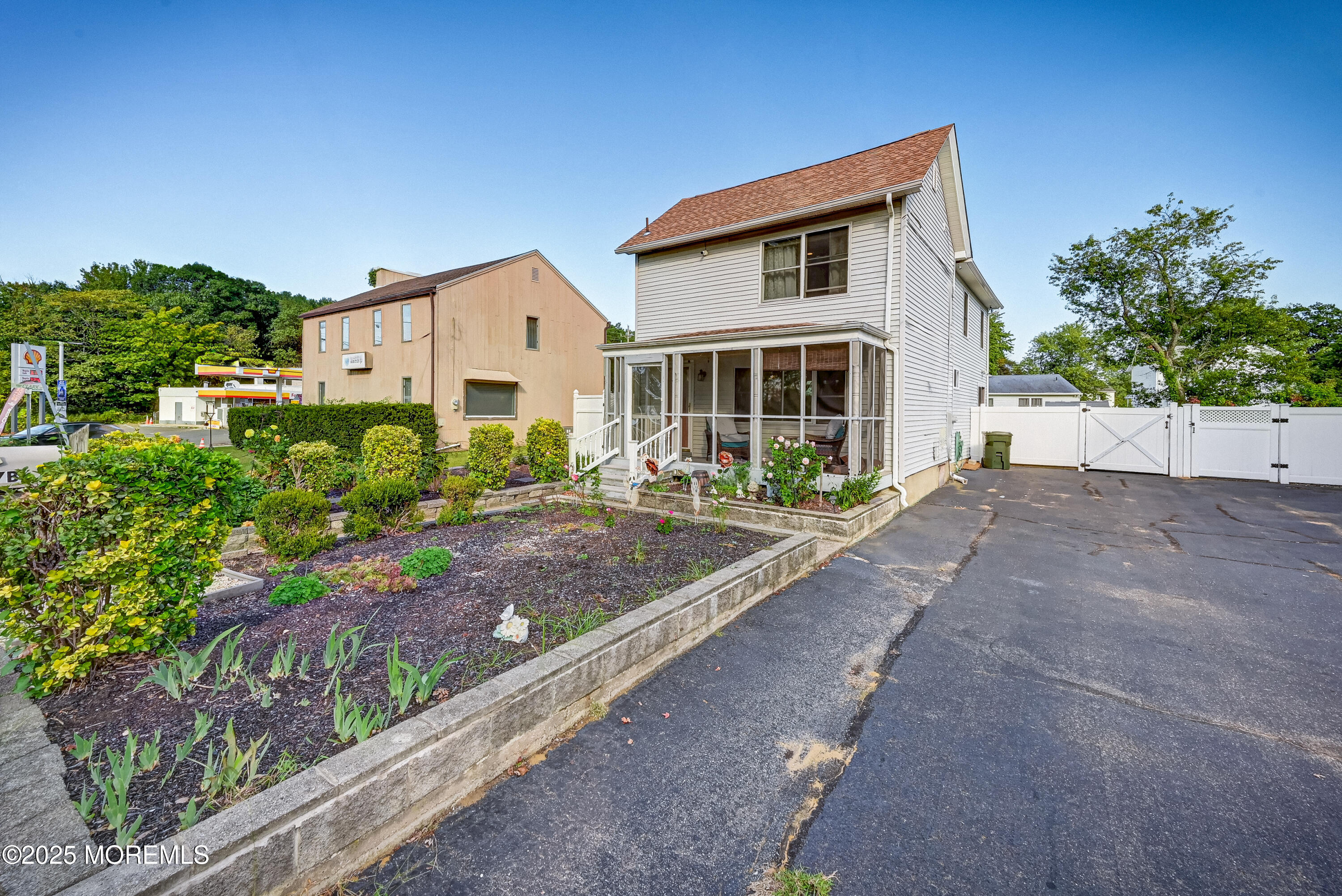 557 Lloyd Road, Unit B Hazlet, NJ 07730 - Photo 33 of 36 557B_lloyd_road_003