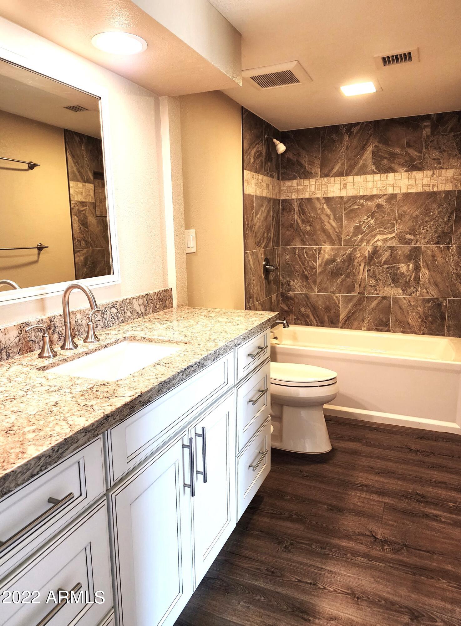 26409 North Arroyo Way Rio Verde, AZ 85263 - Photo 28 of 40 Guest Bathroom