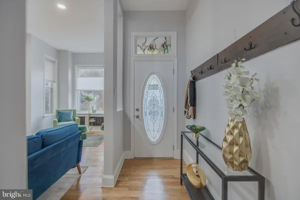 $1,460,000 | 239 8th Street Northeast, Washington, DC 20002