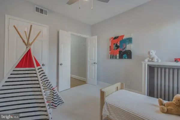 $1,460,000 | 239 8th Street Northeast, Washington, DC 20002