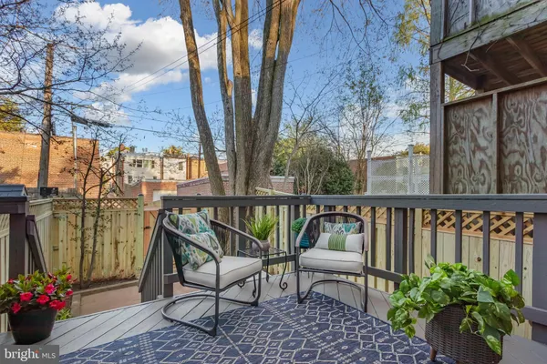 $1,460,000 | 239 8th Street Northeast, Washington, DC 20002