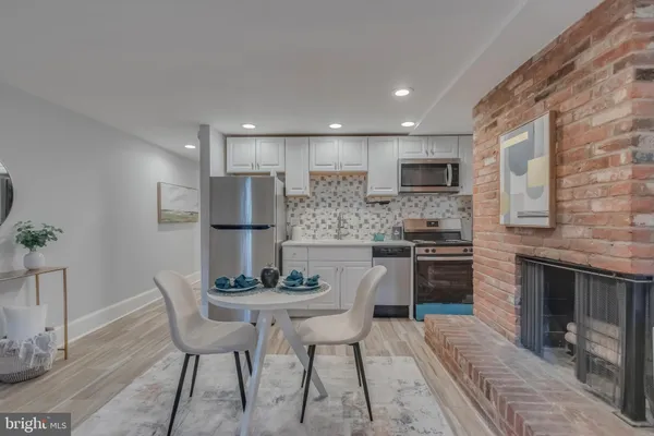 $1,460,000 | 239 8th Street Northeast, Washington, DC 20002
