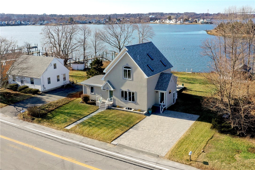 78 Point Road Portsmouth, RI 02871 - Photo 1 of 43 Gallery Image 1