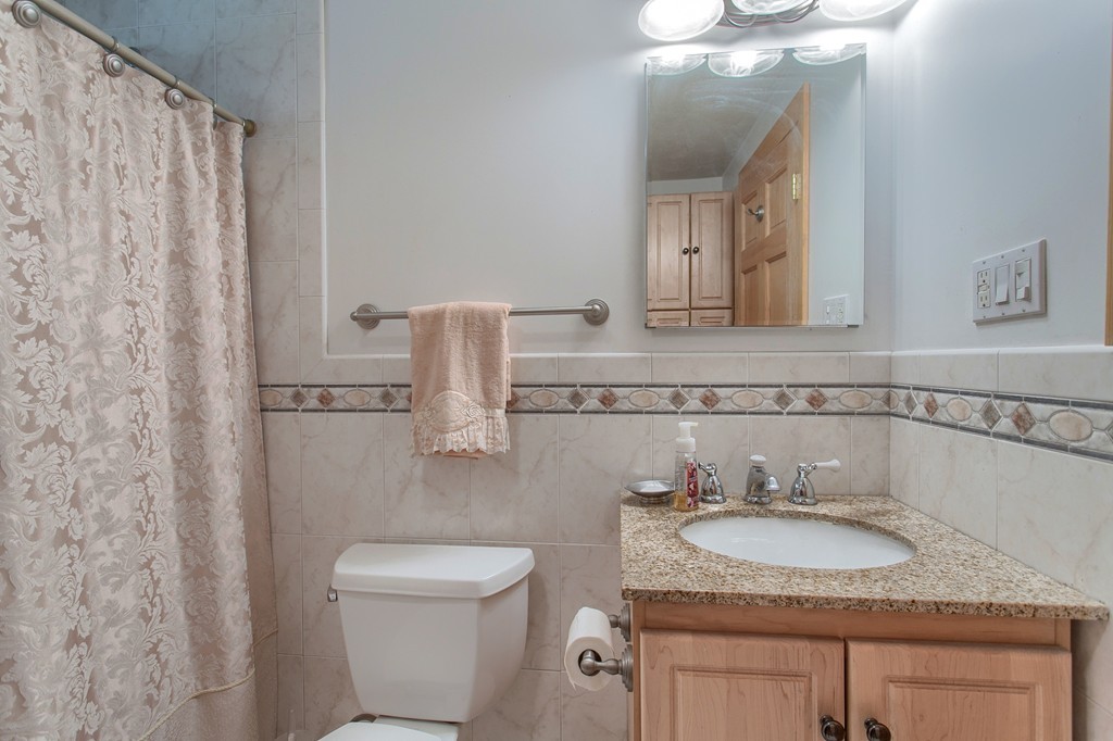 21 Condor Road Reading, MA 01867 - Photo 17 of 28 Gallery Image 17