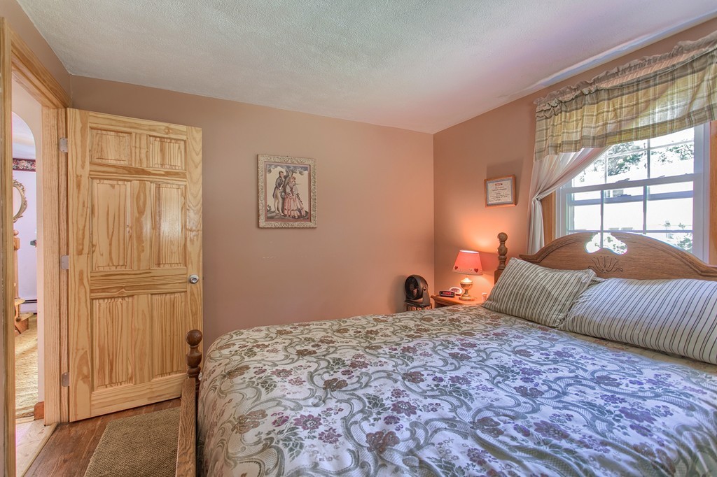 21 Condor Road Reading, MA 01867 - Photo 20 of 28 Gallery Image 20
