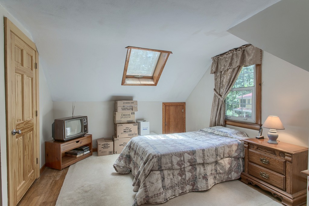 21 Condor Road Reading, MA 01867 - Photo 25 of 28 Gallery Image 25