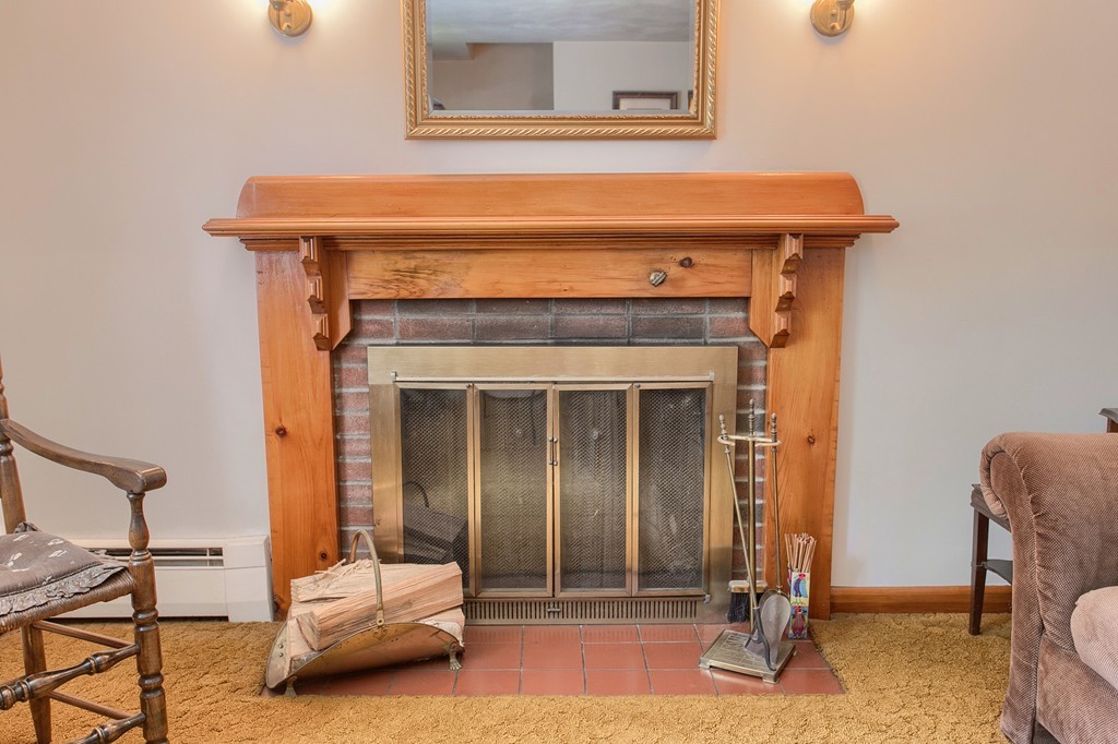 21 Condor Road Reading, MA 01867 - Photo 5 of 28 Gallery Image 5