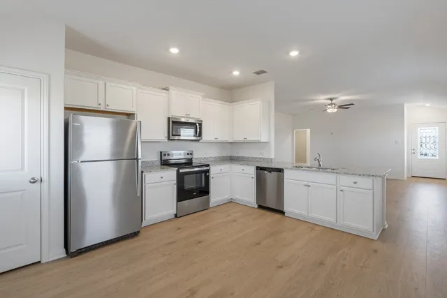 $276,900 | 129 Paria Court, Jarrell, TX 76537