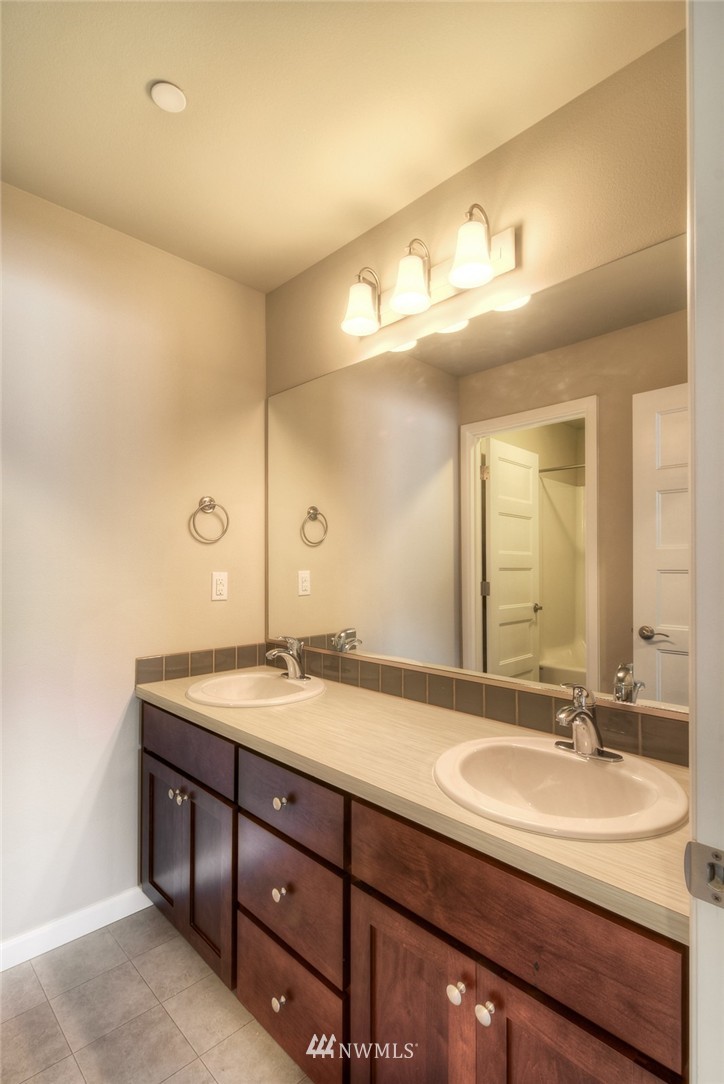 4807 Rosa Court Lacey, WA 98503 - Photo 13 of 25