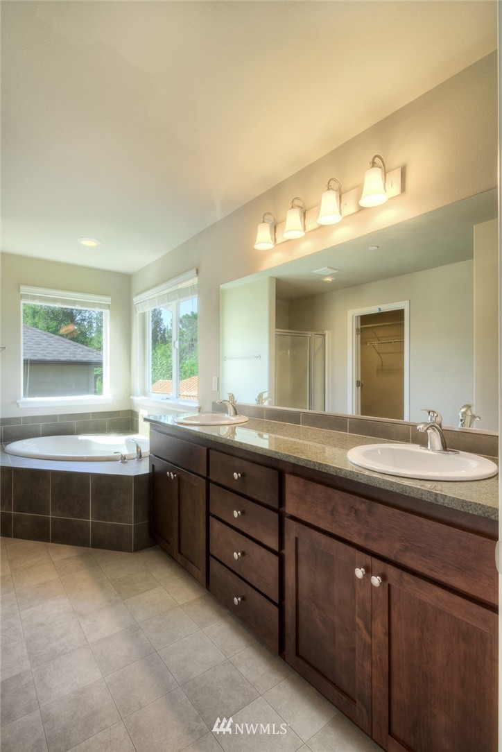 4807 Rosa Court Lacey, WA 98503 - Photo 16 of 25