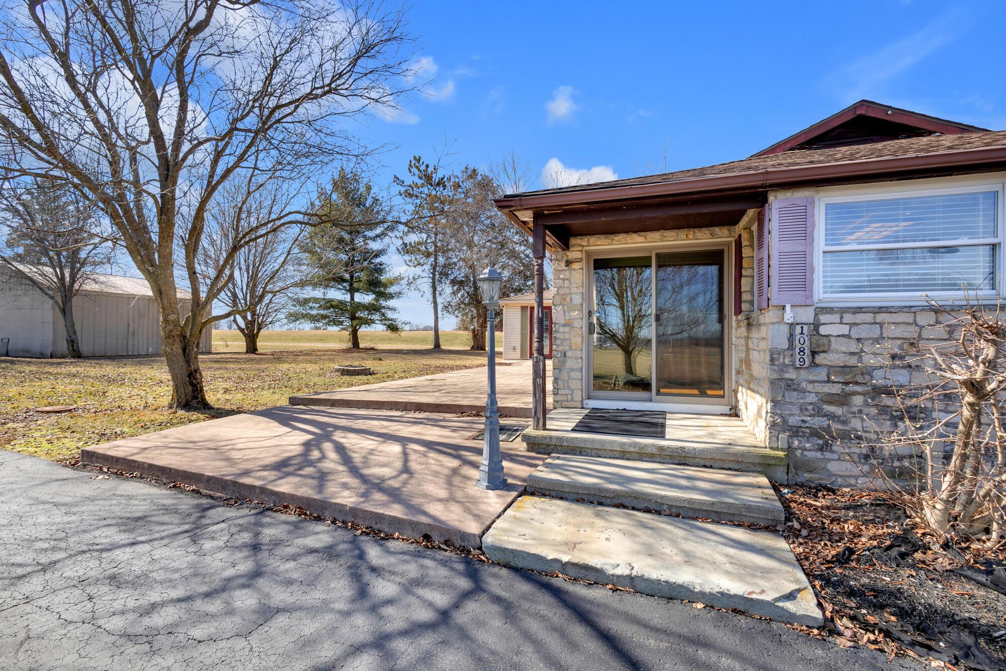 1089 Hills-Miller Road Delaware, OH 43015 - Photo 4 of 43 Huge Patio