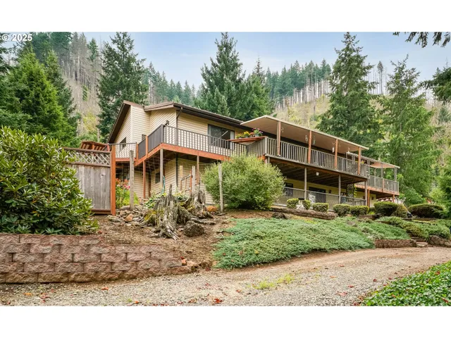 $750,000 | 11046 Win Stanley Drive Southeast, Lyons, OR 97358