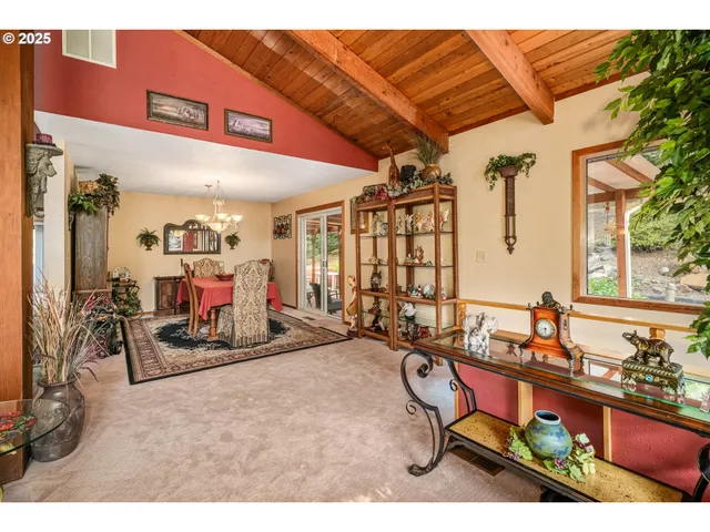 $750,000 | 11046 Win Stanley Drive Southeast, Lyons, OR 97358