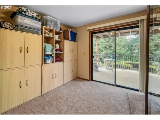 $750,000 | 11046 Win Stanley Drive Southeast, Lyons, OR 97358