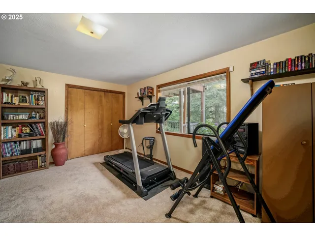 $750,000 | 11046 Win Stanley Drive Southeast, Lyons, OR 97358