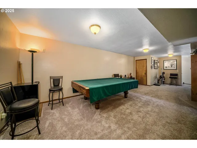 $750,000 | 11046 Win Stanley Drive Southeast, Lyons, OR 97358